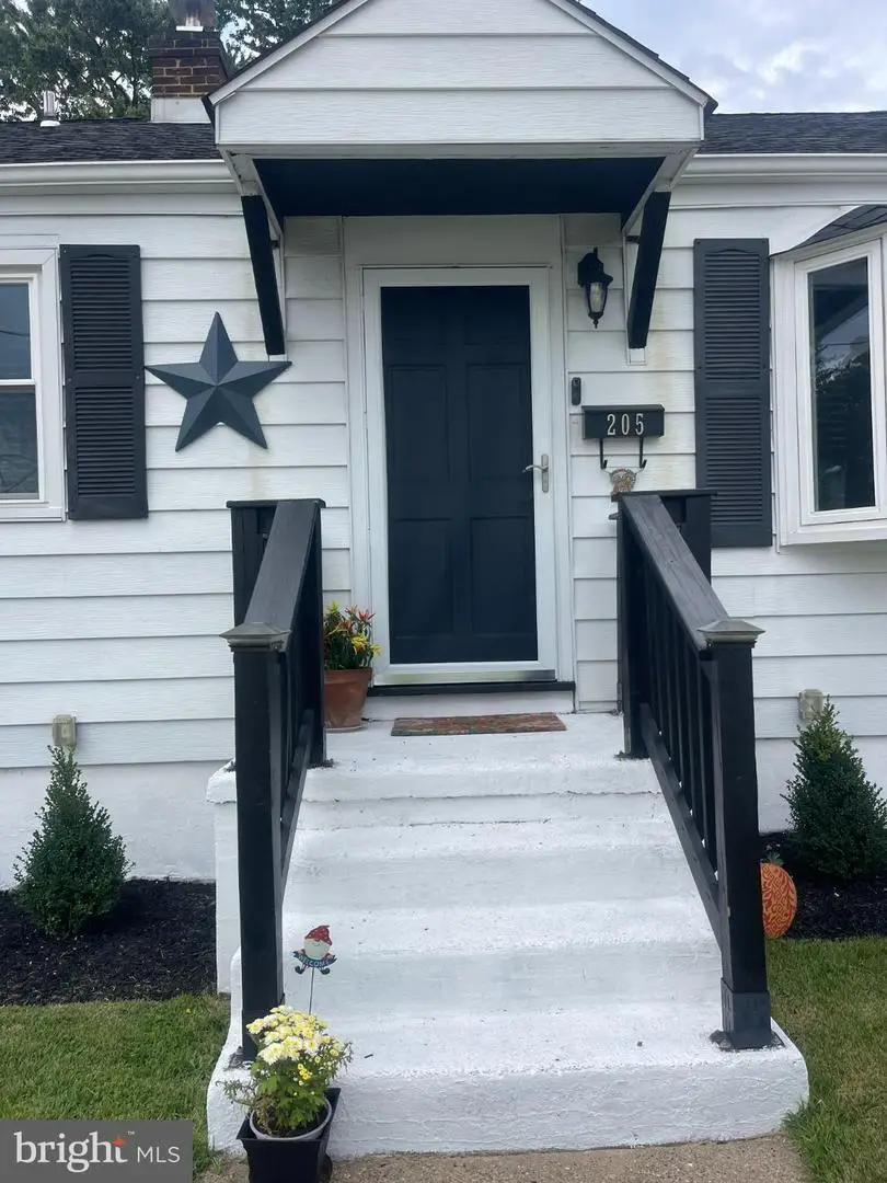 205 Warren Ave, Bellmawr, NJ 08031 - Image #3