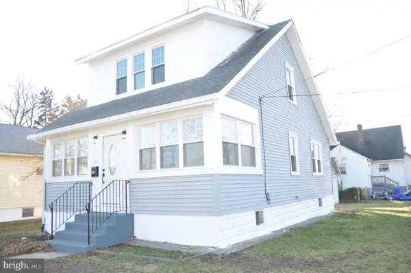 301 Laurel Ave, WOODLYNNE, NJ 08107