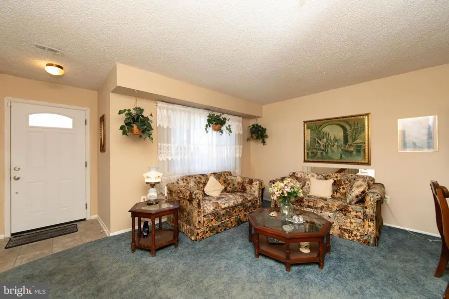 29 Chiswick Dr, Lindenwold, NJ 08021 - #3