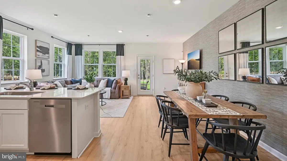 66 Robert Drive, Runnemede, NJ 08078 - Image #1