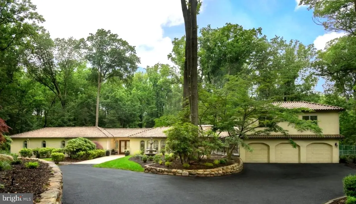 1121 Winding Dr, Cherry Hill, NJ 08003 - Image #1