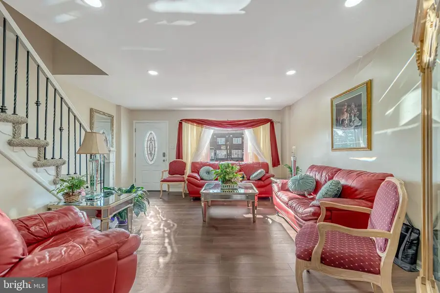 1586 Greenwood Ave, Camden, NJ 08103 - #3