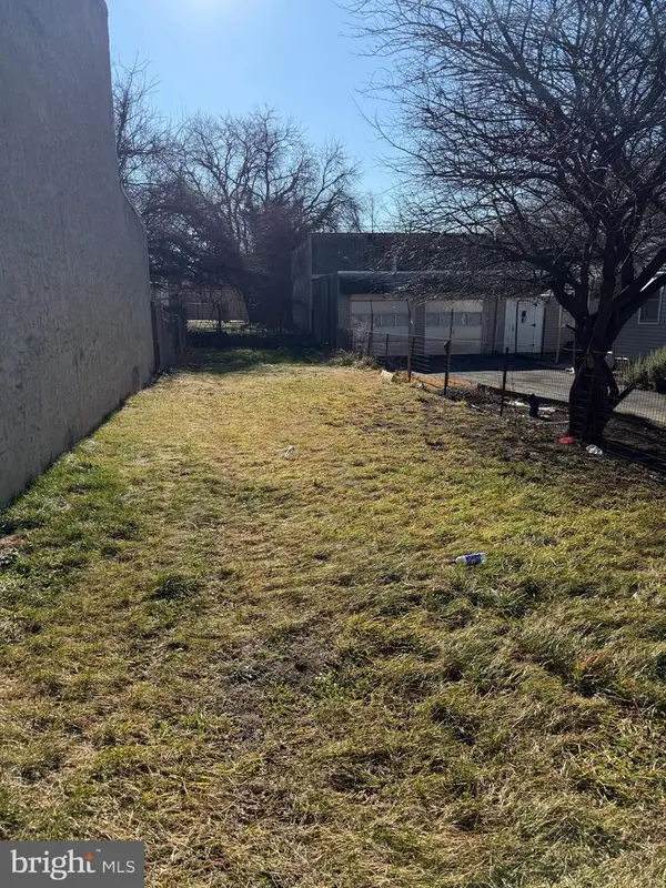 1216 Liberty St, CAMDEN, NJ 08104