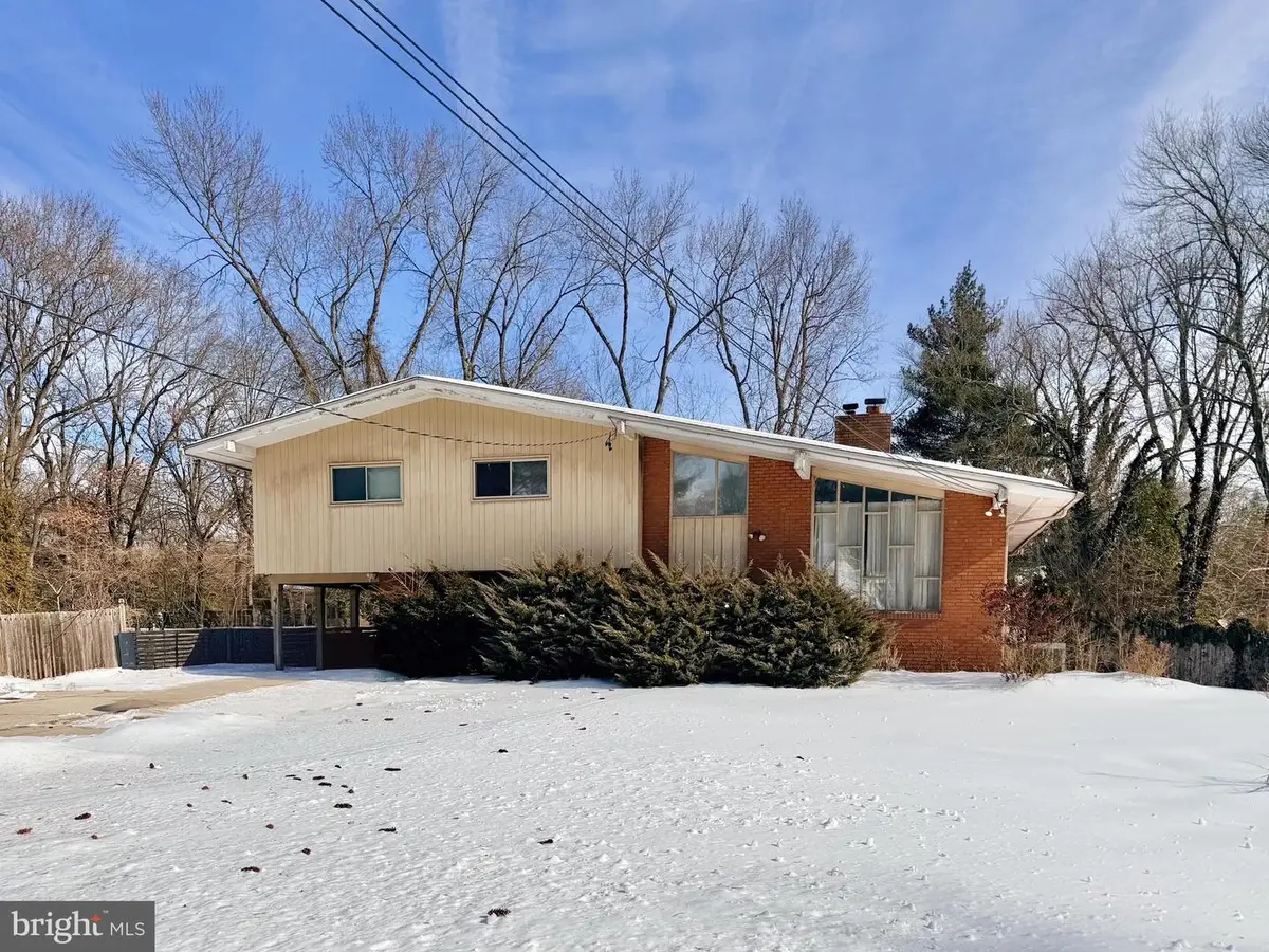 418 Sherry Way, Cherry Hill, NJ 08034 - Image #1