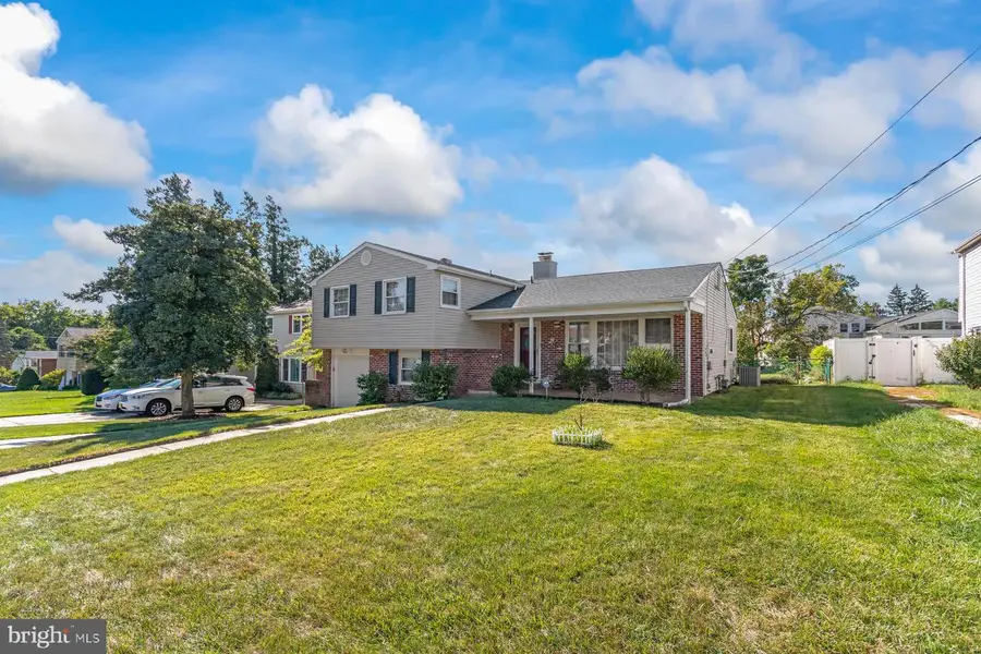 12 Colgate Dr, Cherry Hill, NJ 08034 - #2