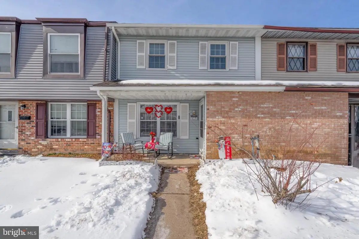 24 Magnolia Ct, Sicklerville, NJ 08081 - Image #1