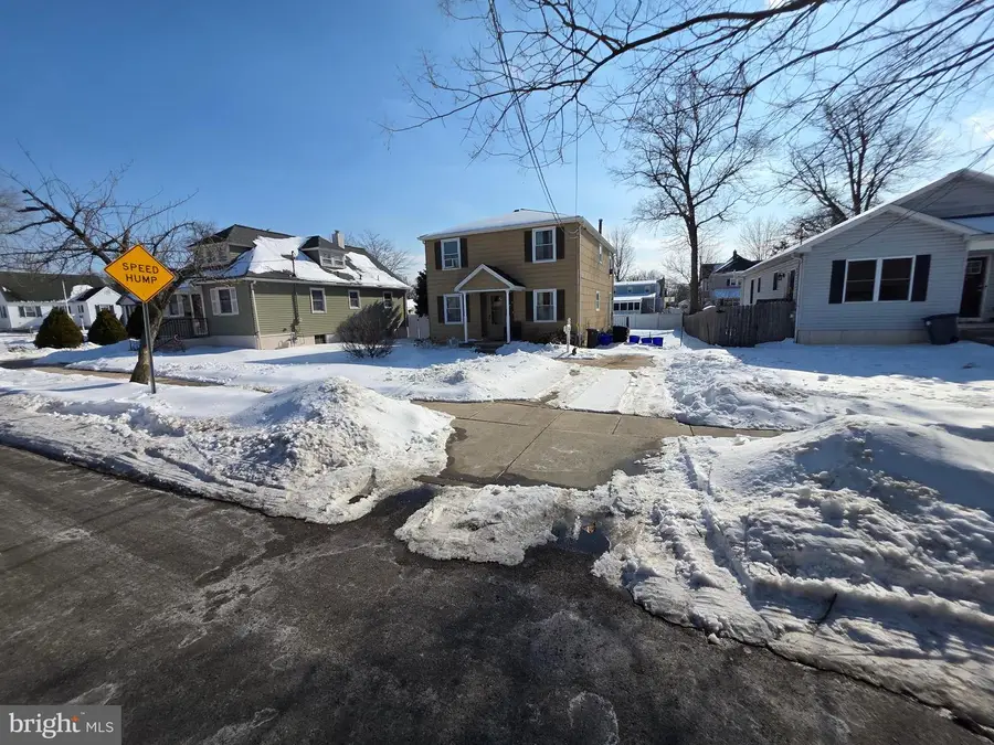 122 W Lincoln Ave, Magnolia, NJ 08049 - #3