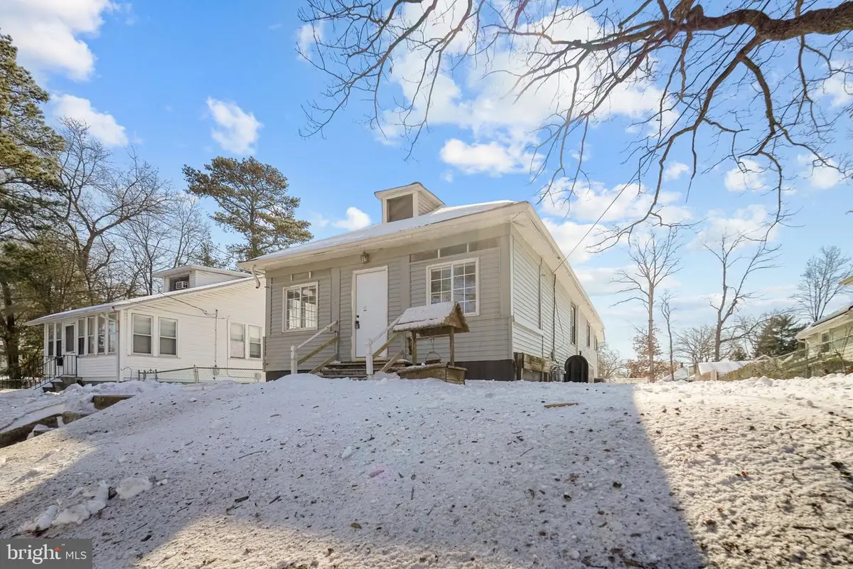 542 Berlin Rd, Clementon, NJ 08021 - #1