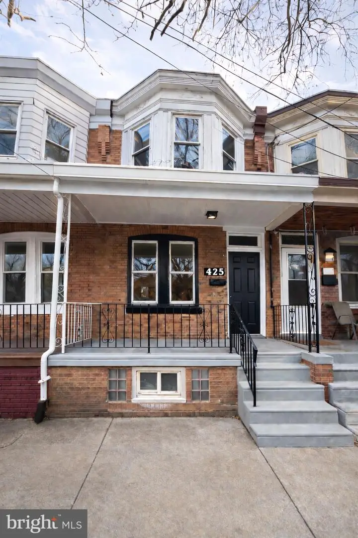 425 Viola St, Camden, NJ 08104 - #1