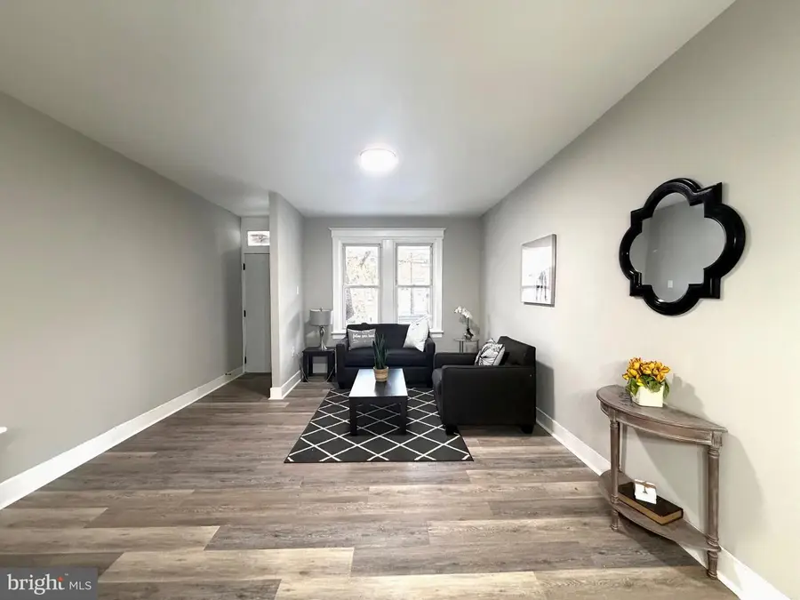 425 Viola St, Camden, NJ 08104 - #3