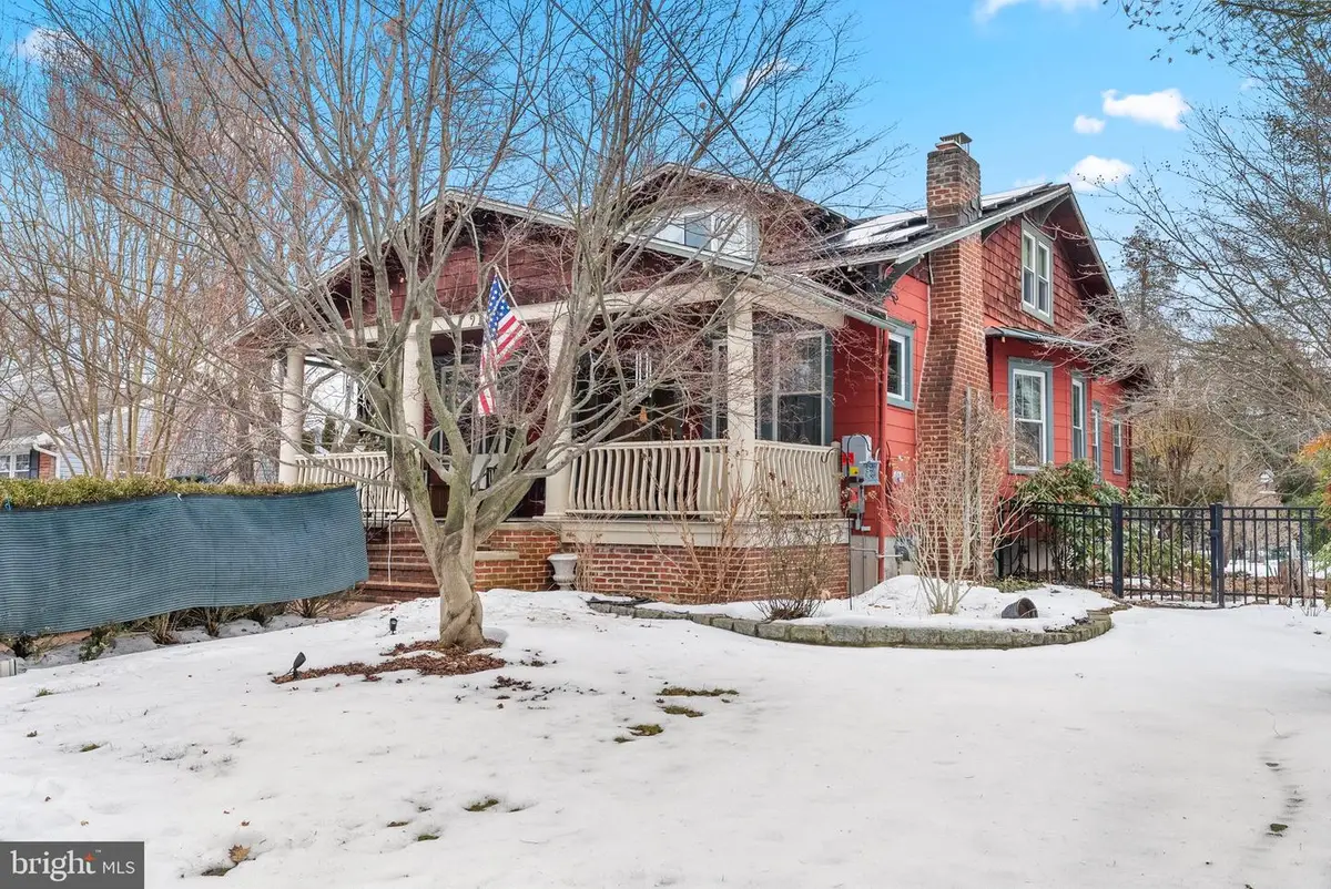 912 Lakeview Ave, Laurel Springs, NJ 08021 - #1