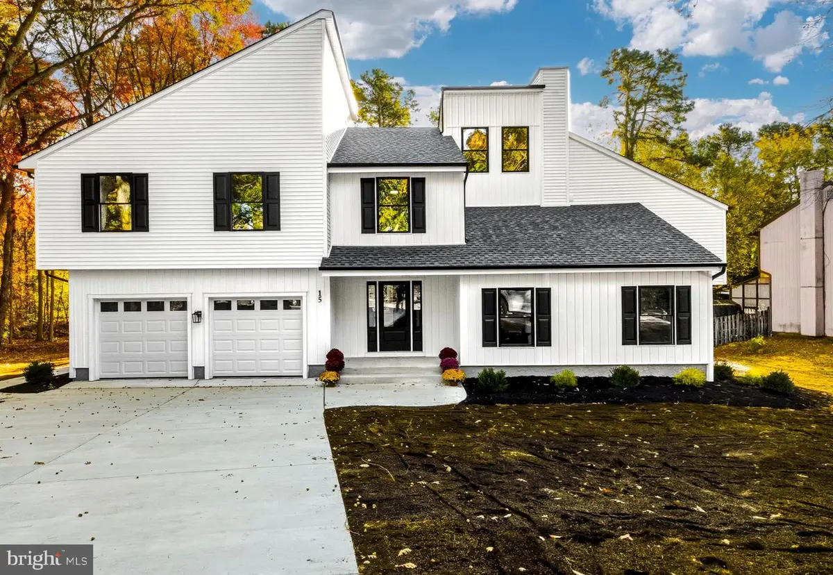 15 Bronwood Dr, Voorhees, NJ 08043 - #1