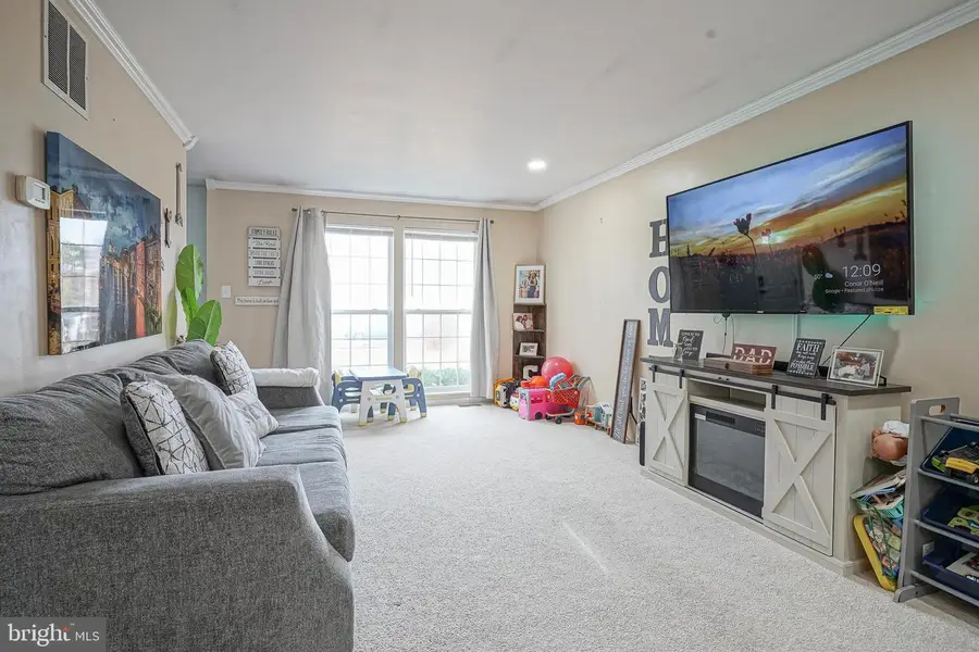 63 Charleston Dr, Sicklerville, NJ 08081 - #3