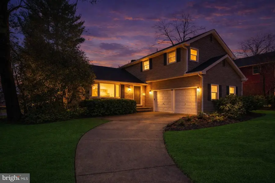 418 Doral Dr, Cherry Hill, NJ 08003 - #2