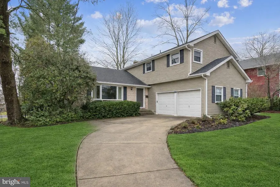 418 Doral Dr, Cherry Hill, NJ 08003 - #3