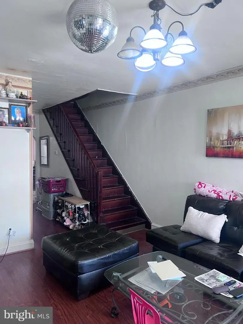 579 Pine St, Camden, NJ 08103 - #2