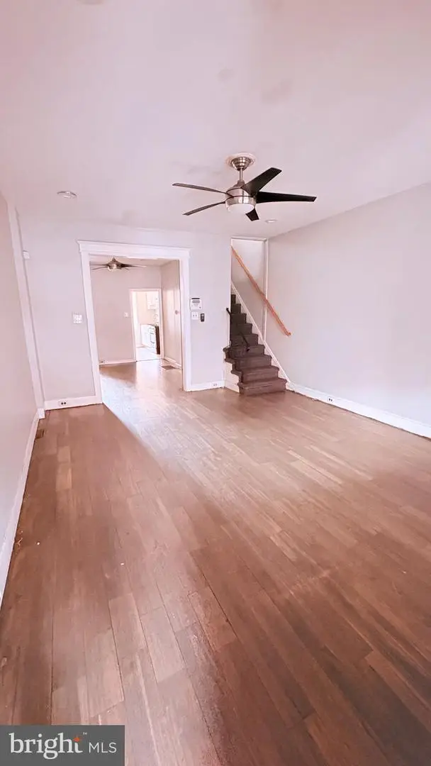 11 N 28th St, Camden, NJ 08105 - #3