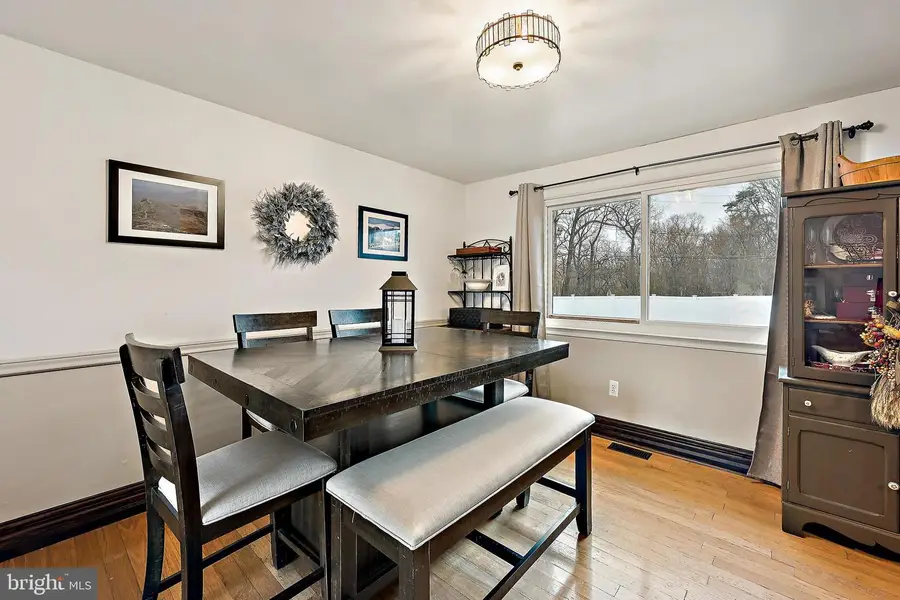 5 N Lamp Post Ln, Somerdale, NJ 08083 - #3