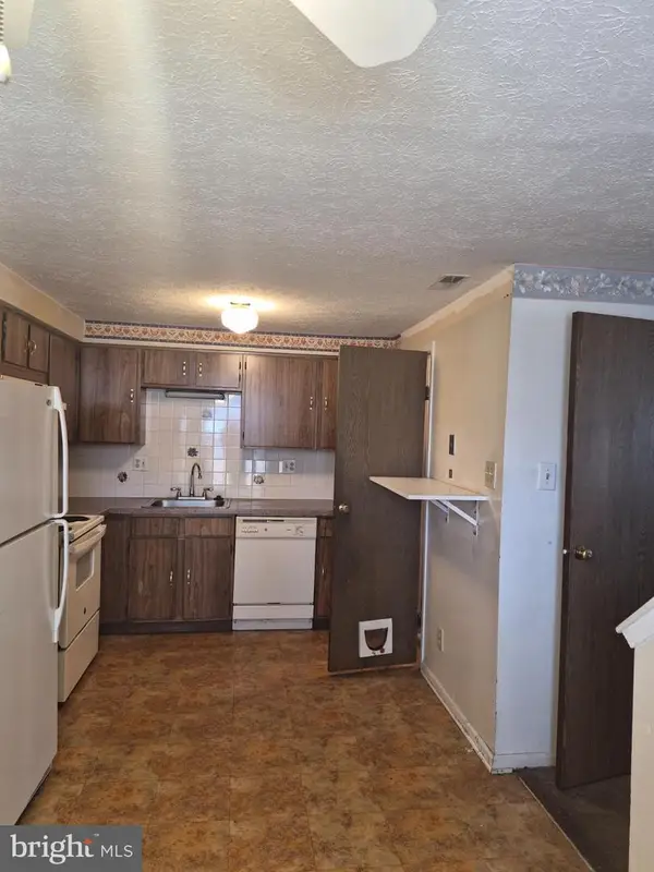 1910 Greenwood Dr, LINDENWOLD, NJ 08021