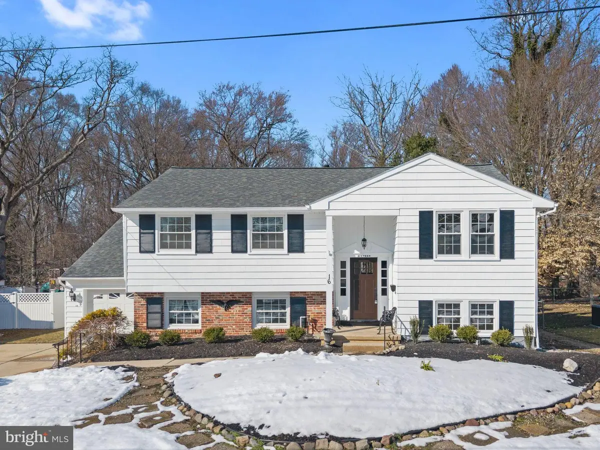 16 Saratoga Rd, Stratford, NJ 08084 - #1