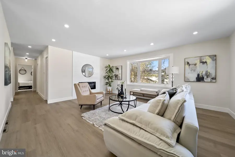 1733 Lark Ln, Cherry Hill, NJ 08003 - #3