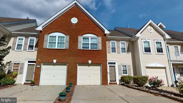 90 La Costa Dr, BLACKWOOD, NJ 08012