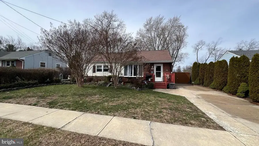 215 Cornell Ave, Stratford, NJ 08084 - #2