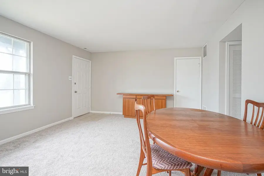 285 Knoll Dr, Blackwood, NJ 08012 - #3