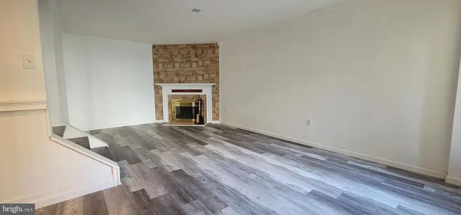 2209 Greenwood Dr, Lindenwold, NJ 08021 - #2