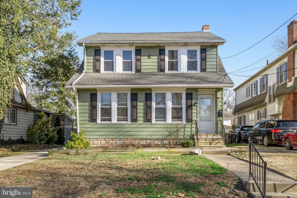 252 Rhoads Ave, Haddonfield, NJ 08033 - #1