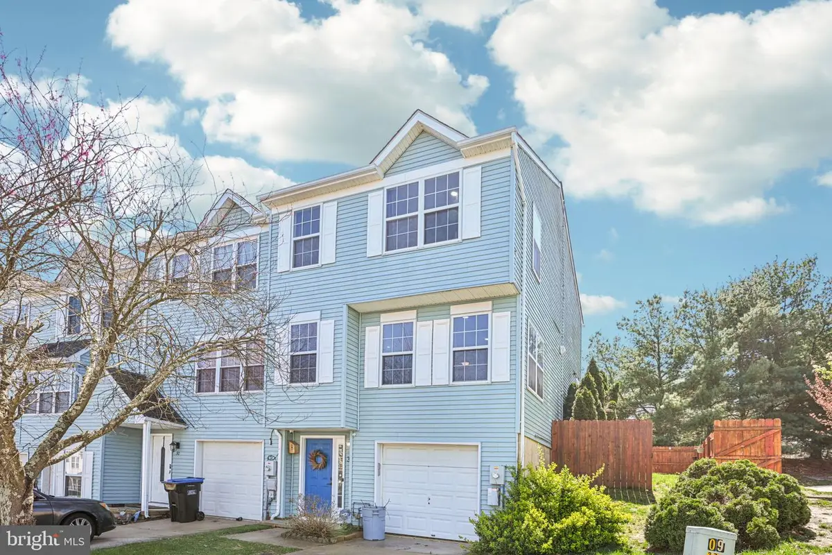 32 Mill Stream Rd, Pine Hill, NJ 08021 - #1