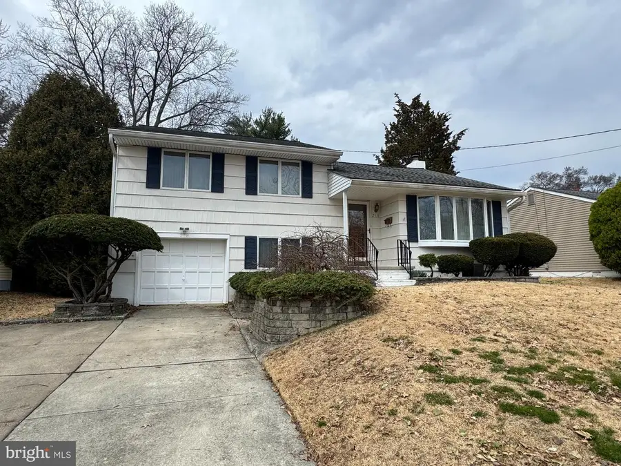 218 Maine Ave, Cherry Hill, NJ 08002 - #2