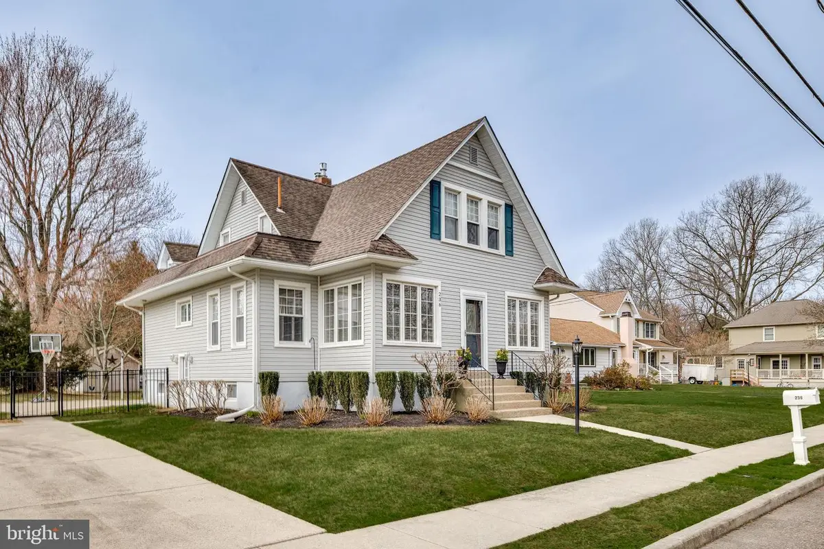 236 E Williams Ave, Barrington, NJ 08007 - #1