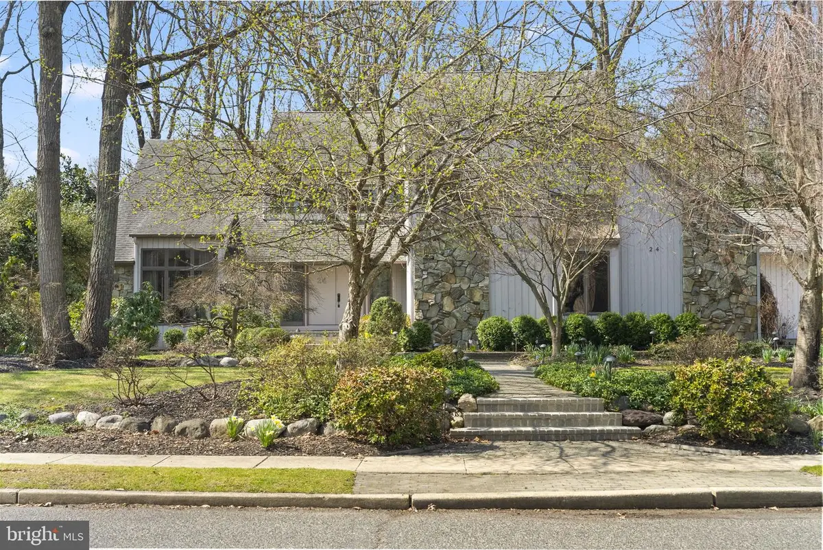 24 Yorkshire Dr, Voorhees, NJ 08043 - #1