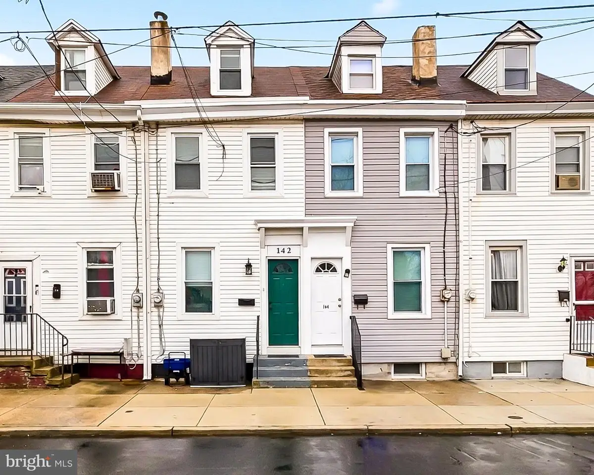 142 Atlantic St, Gloucester City, NJ 08030 - #1