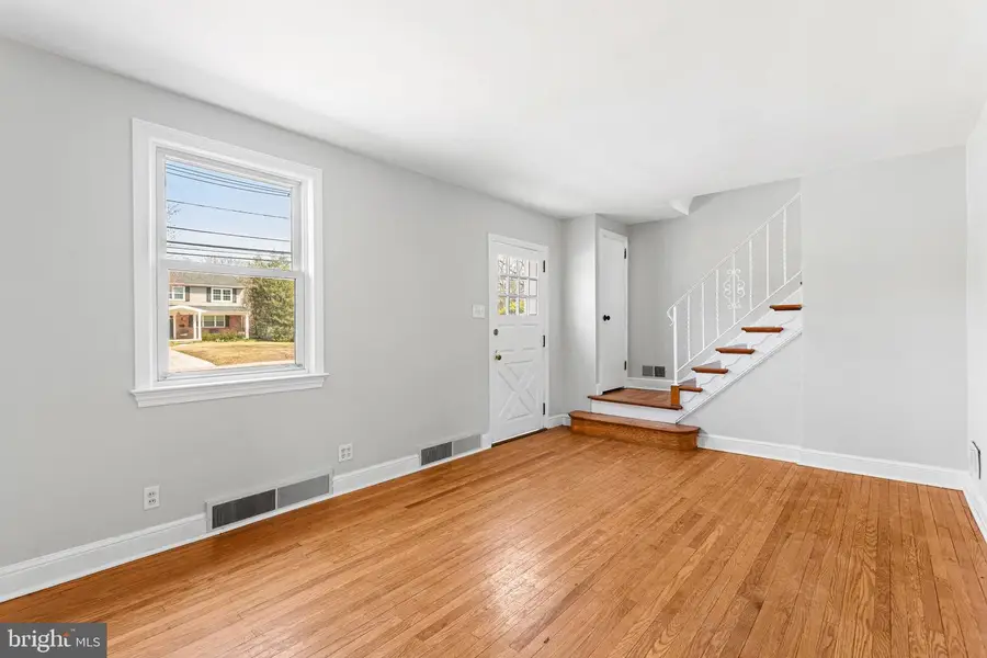 408 Grove St, Haddonfield, NJ 08033 - #2