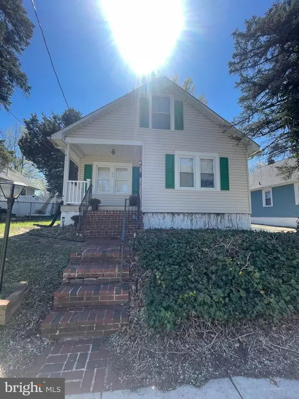 725 Newton, BARRINGTON, NJ 08007