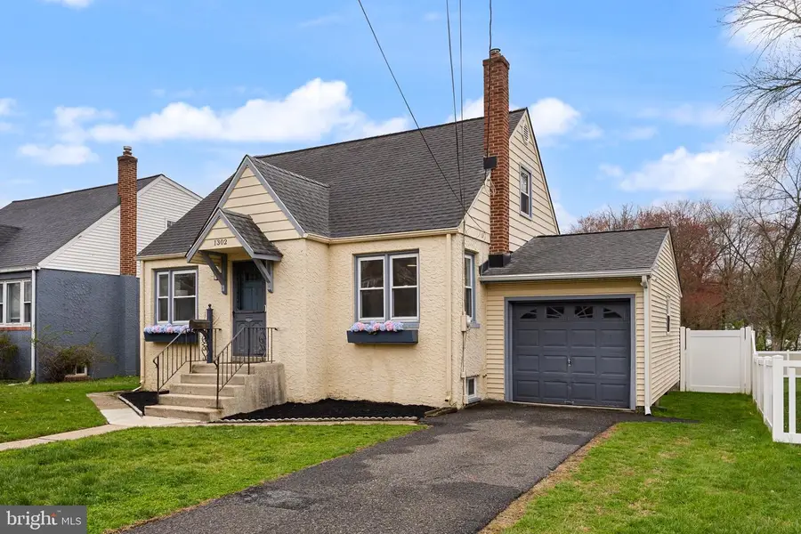 1302 W High St, Haddon Heights, NJ 08035 - #2