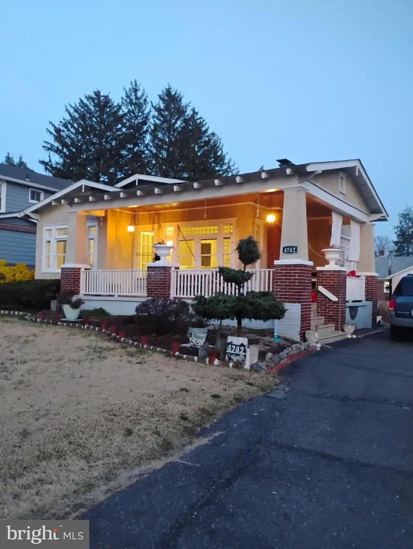 4742 Browning Rd, Pennsauken, NJ 08109 - #2