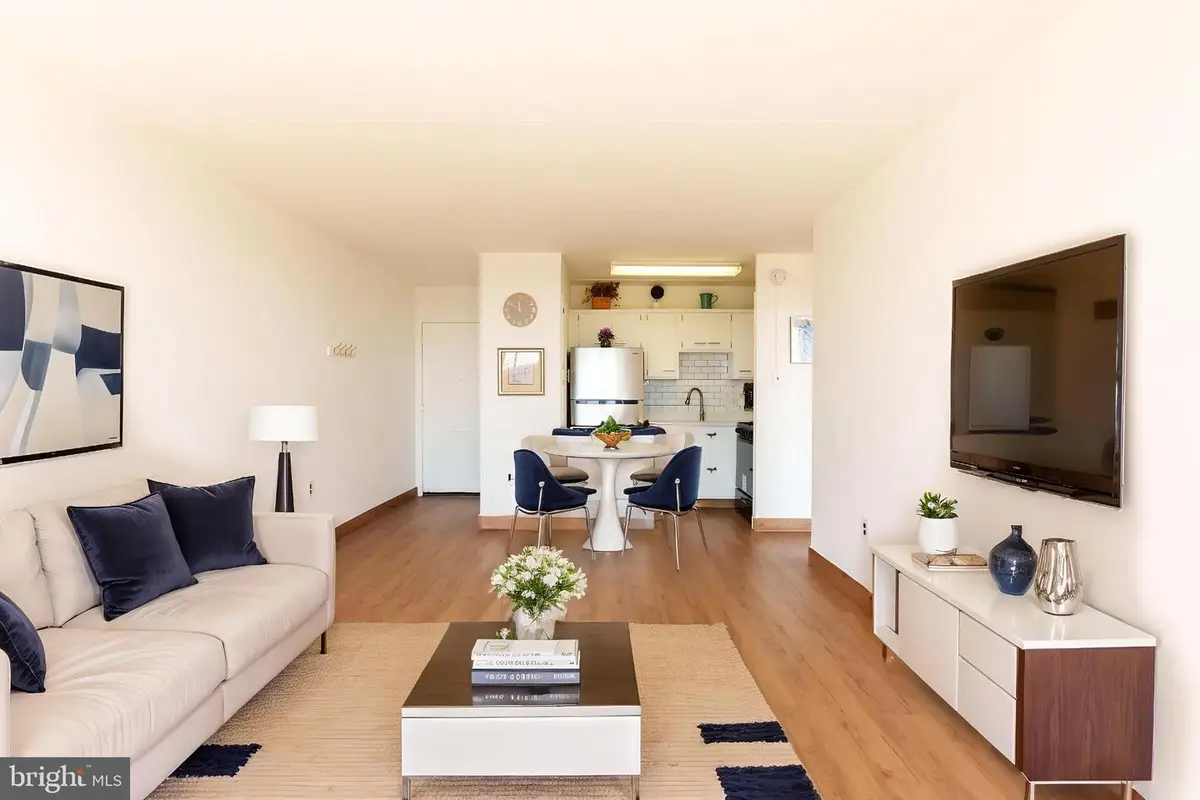 529 Playa Del Sol Rd, Cherry Hill, NJ 08002 - #1