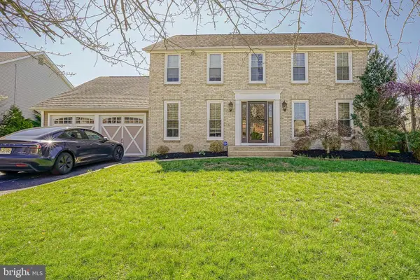 27 Progress Pl, VOORHEES, NJ 08043