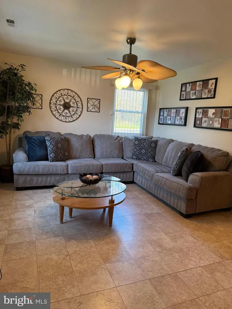 371 Cherrywood Dr, Clementon, NJ 08021 - #2