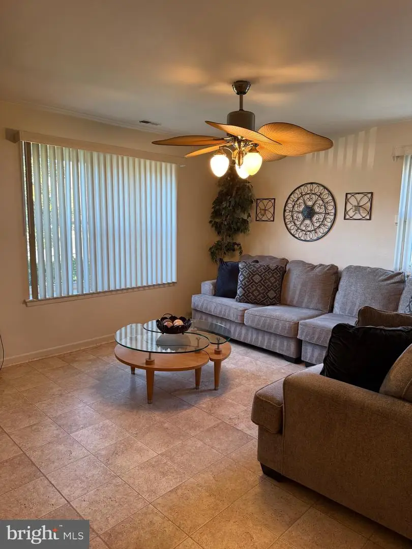 371 Cherrywood Dr, Clementon, NJ 08021 - #3