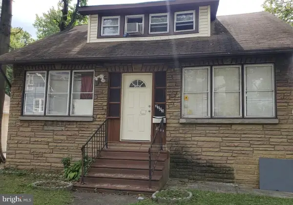2203 42nd St, PENNSAUKEN, NJ 08110