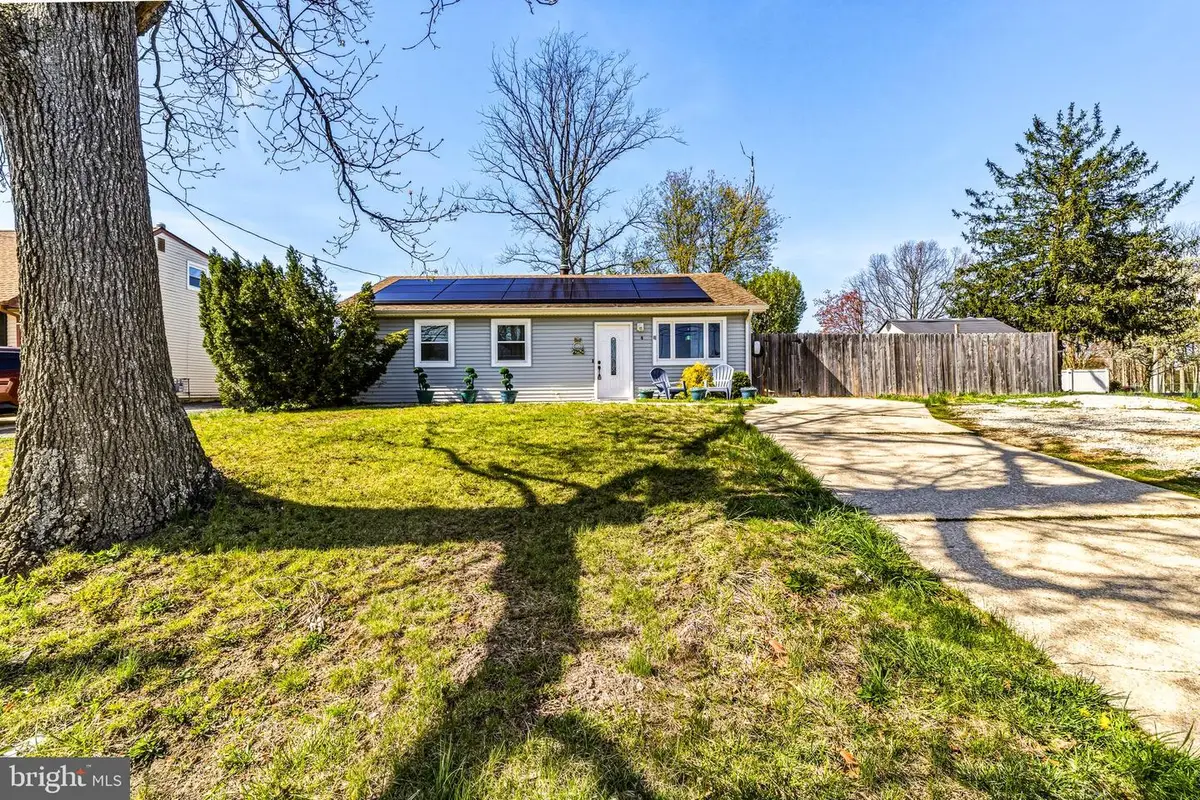 4 Lincoln Ave, Sicklerville, NJ 08081 - #1