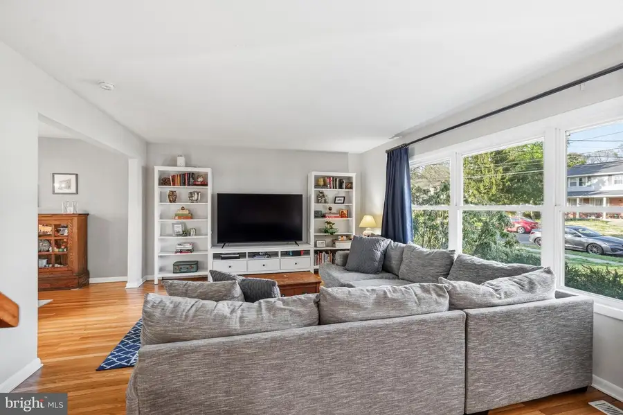 1519 Longfellow Dr, Cherry Hill, NJ 08003 - #3