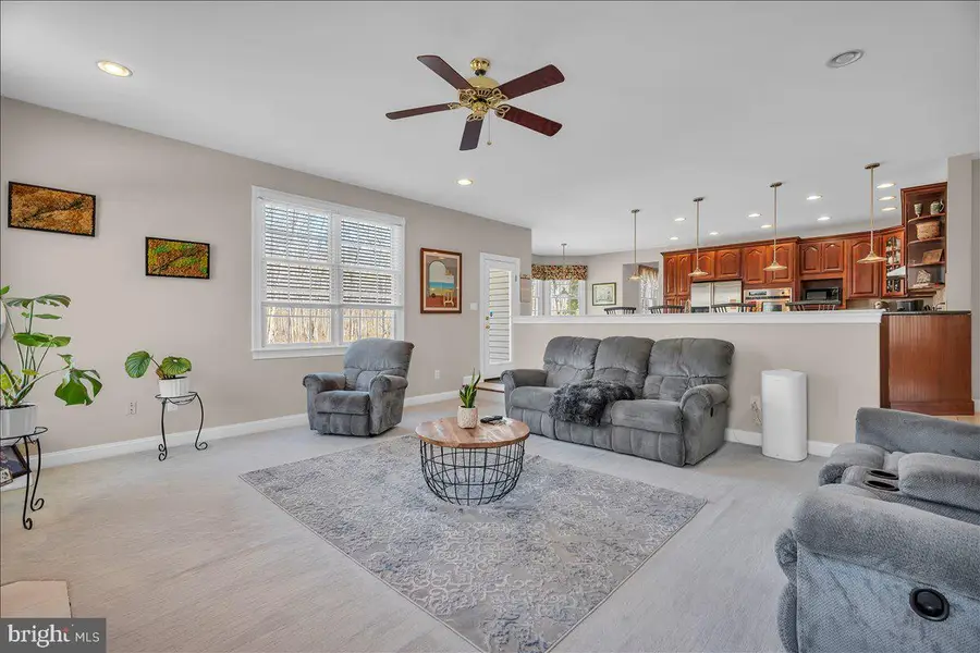 143 Russell Ave, Sicklerville, NJ 08081 - #3