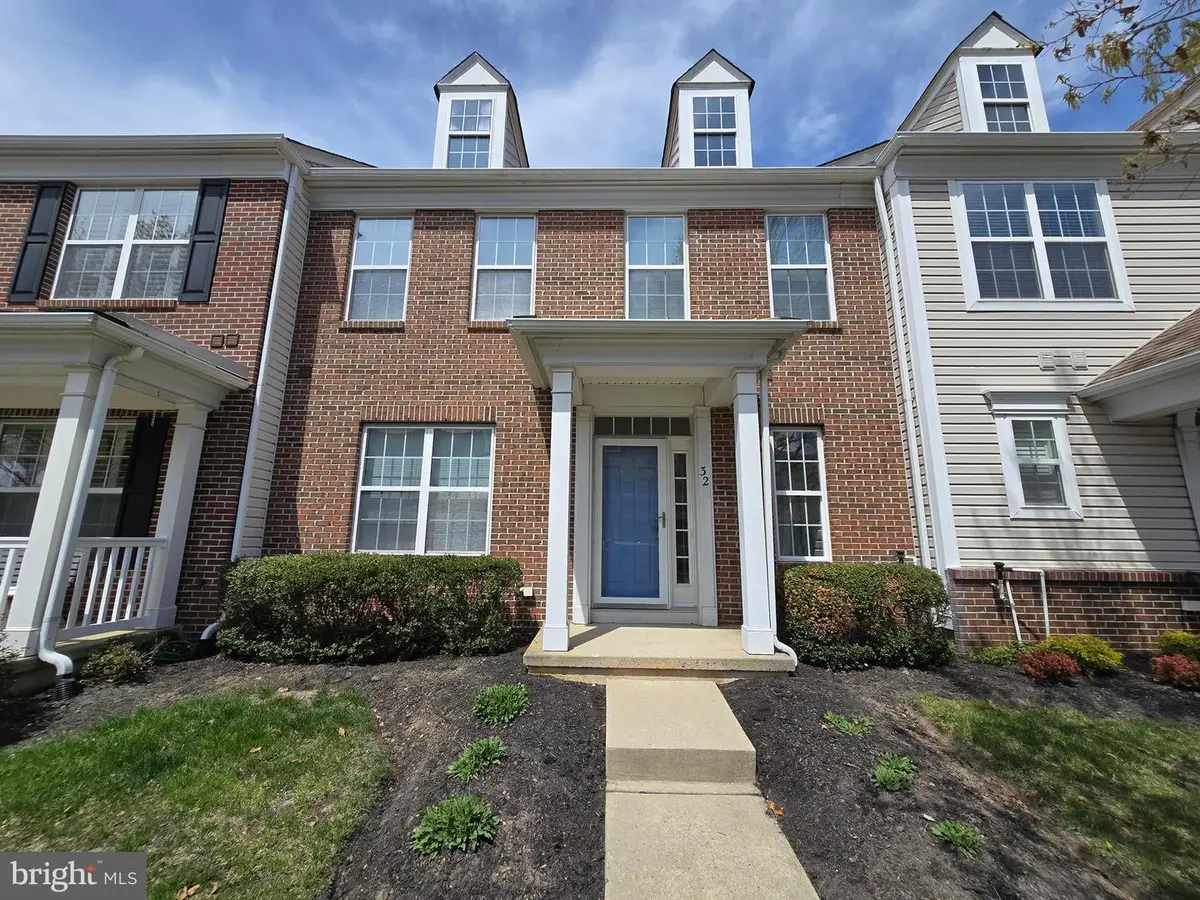 32 Milford Cir, Voorhees, NJ 08043 - #1