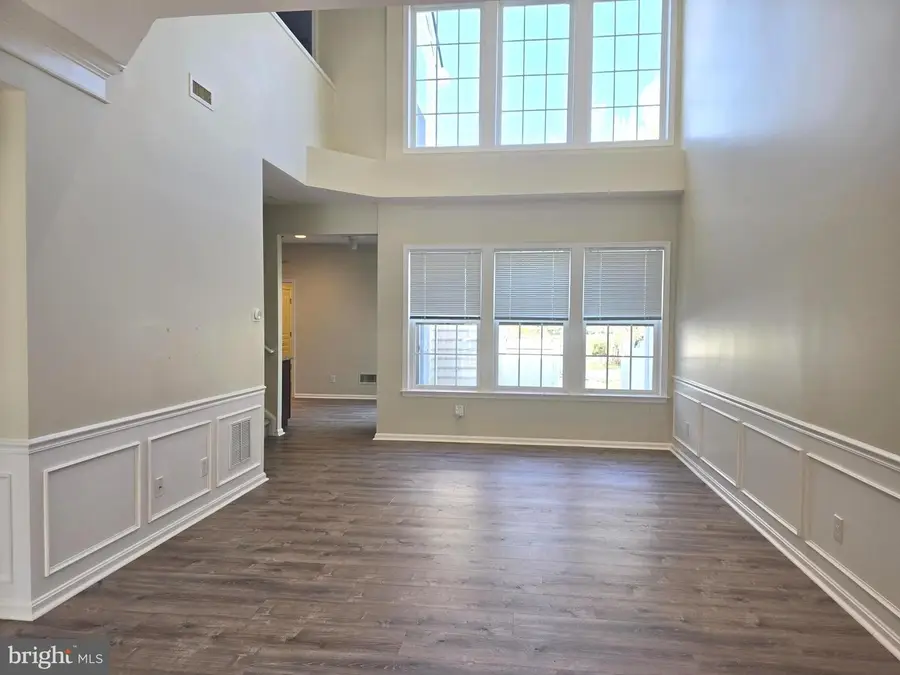 32 Milford Cir, Voorhees, NJ 08043 - #3