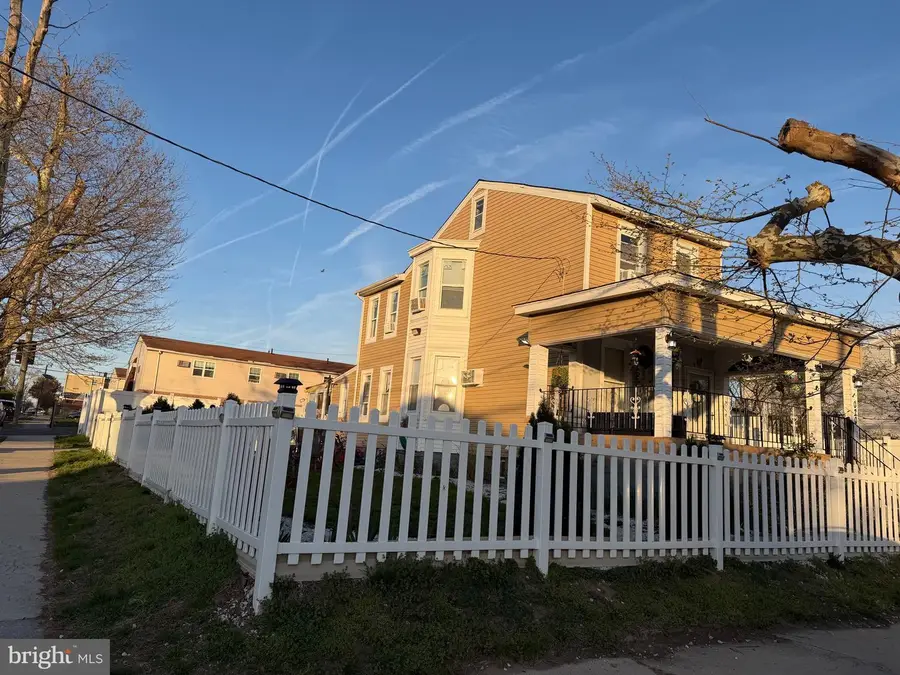 1070 N 31st St, Camden, NJ 08105 - #3